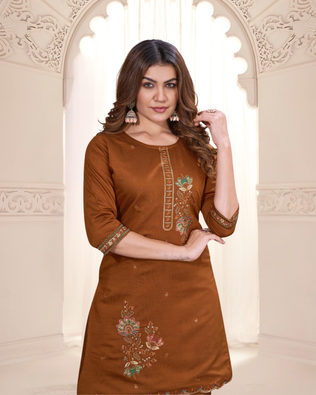 Vaynika Brown Traditional Motif Print 2PCS Set For Women
