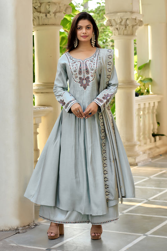 Vaynika Elegant Light Grey Embroidered 3-piece set for women