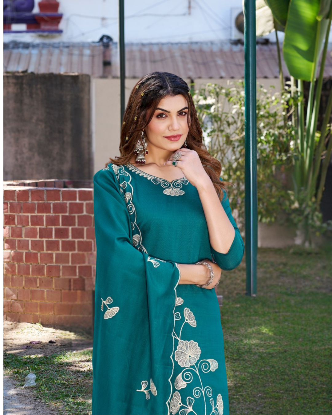 Vaynika Peacock Blue Botanical Embroidery 3 piece Set