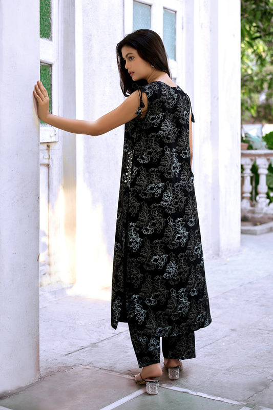 Vaynika Black Monochrome Floral Printed Straight  Co-ord Set