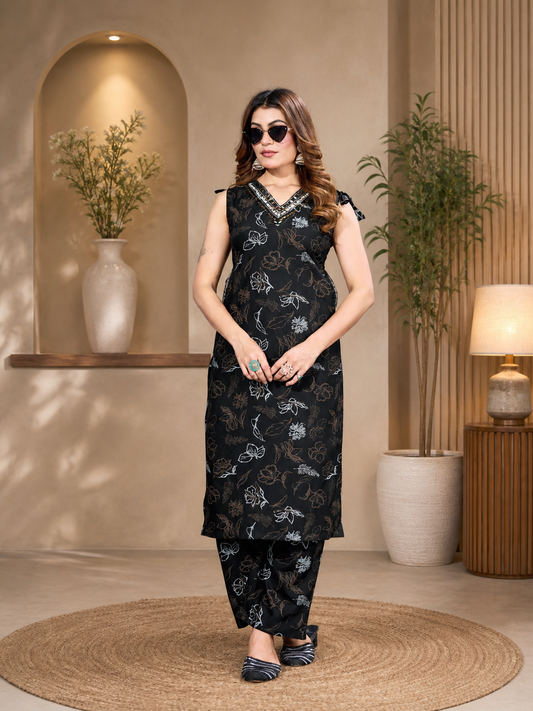 Vaynika Black Tropical Leaf Printed Co-ord Set