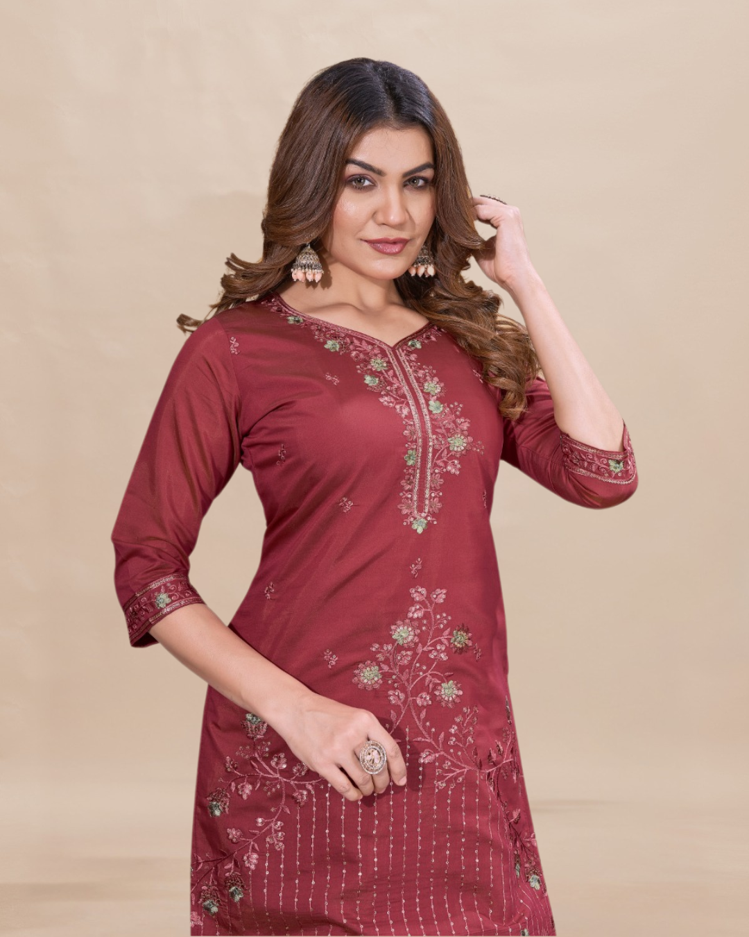 Vaynika Wine Red Floral Embroidery 2PCS Set