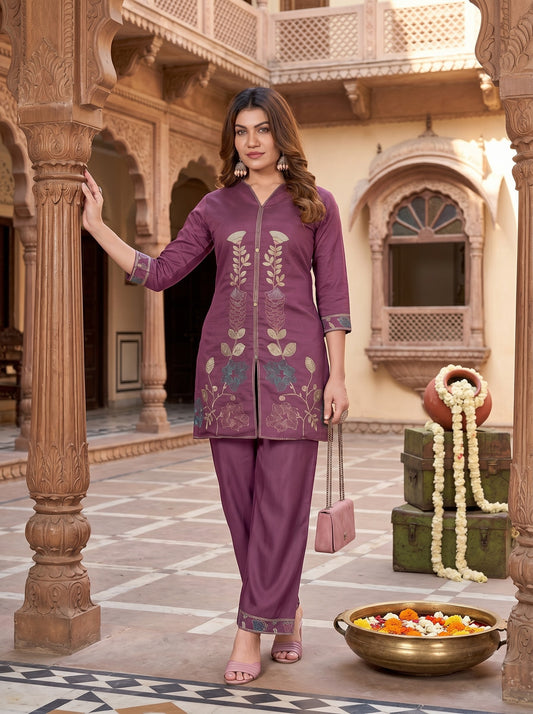 Vaynika Wine Embroidery 2PCS Set For Women